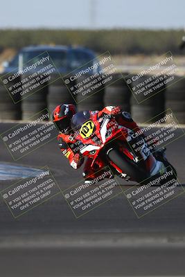 media/Oct-11-2025-CRA (Sat) [[48ae399f89]]/Races/Race 9/